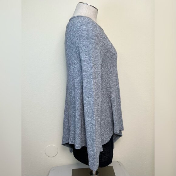 Gray Long Sleeve Asymmetrical Hem Tunic Top With Black Layering Detail Small - Picture 3 of 6